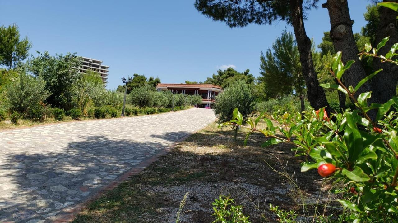 Hotel Brifs Shëngjin Extérieur photo